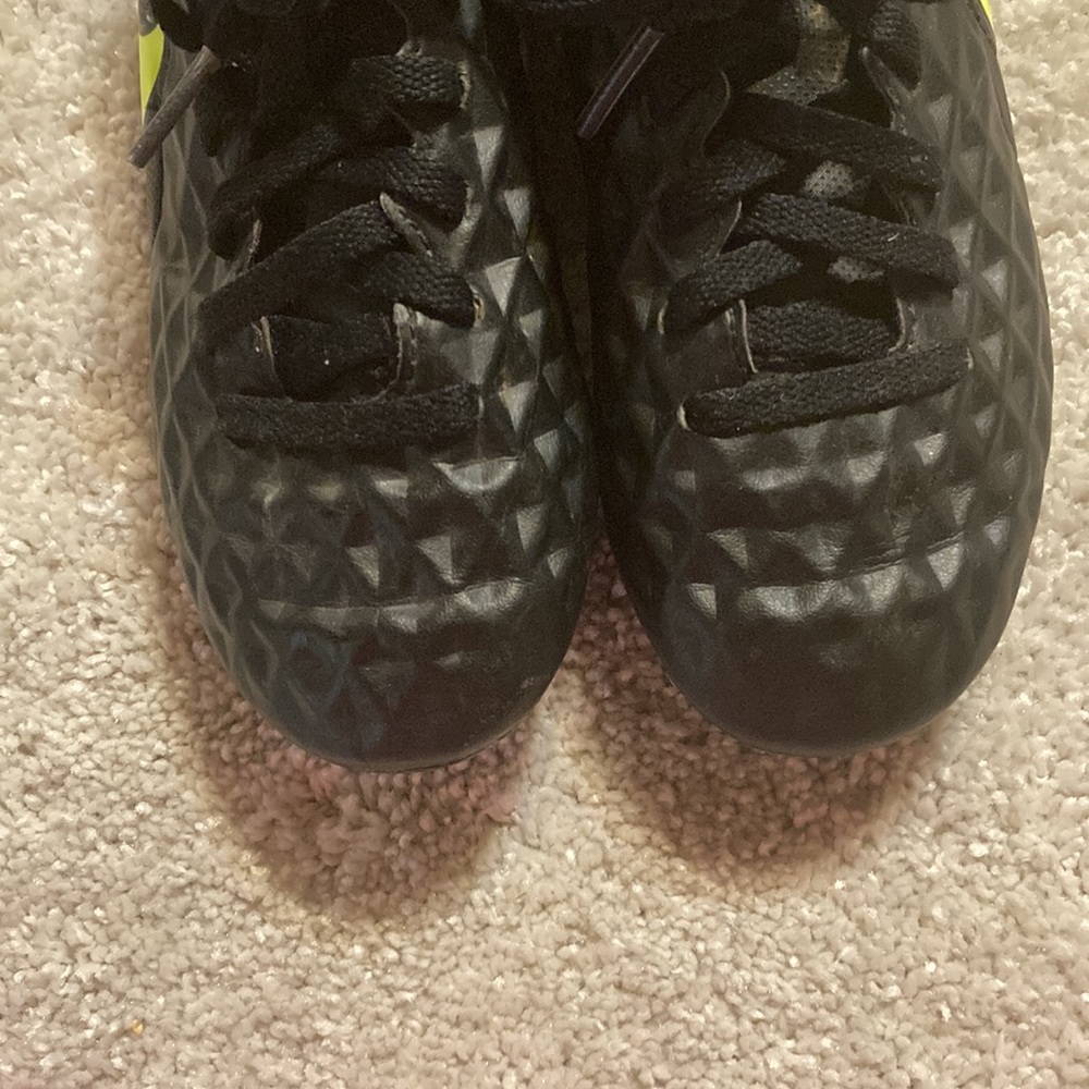 Nike Tiempo Cleats Black and Neon Green 12C - Picture 7 of 8